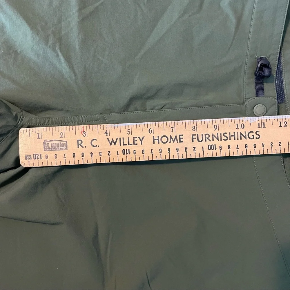Mountain Hardwear Mens AP Pants 42x32 Green Hiking EUC outdoor